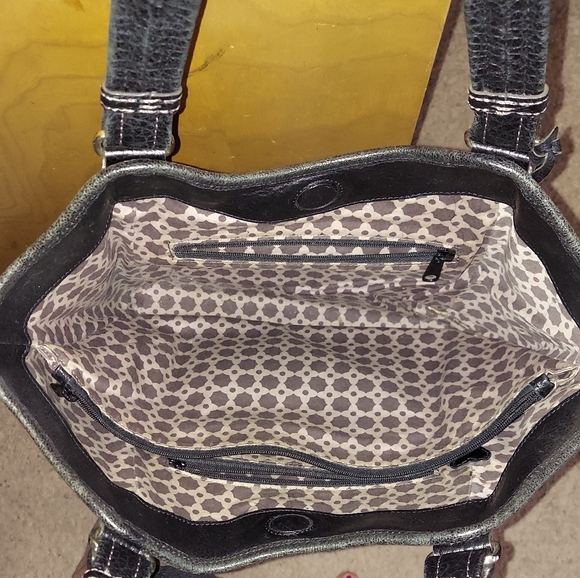 Purse - Picture 2 of 15